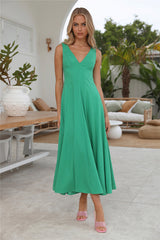 Dusk Soiree Midi Dress Green