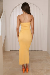 Dancing Around Midi Dress Yellow