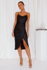 Sweet Danger Midi Dress Black
