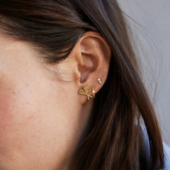 14K Gold Sports Delicate Stud - Lacrosse